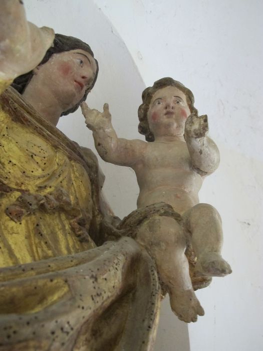 statue : Vierge à l'Enfant, détail de l’état sanitaire