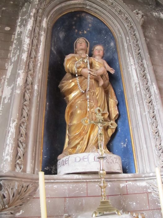 statue : Vierge à l'Enfant