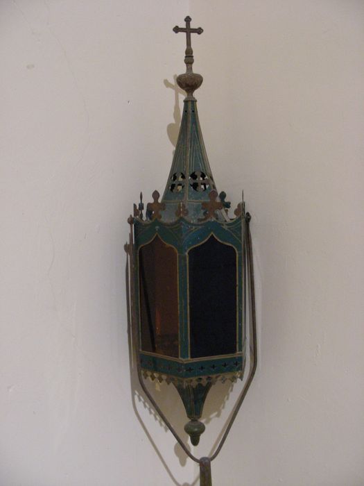 lanterne de procession - © Ministère de la Culture (France), Conservation des antiquités et des objets d’art de la Nièvre – Tous droits réservés 