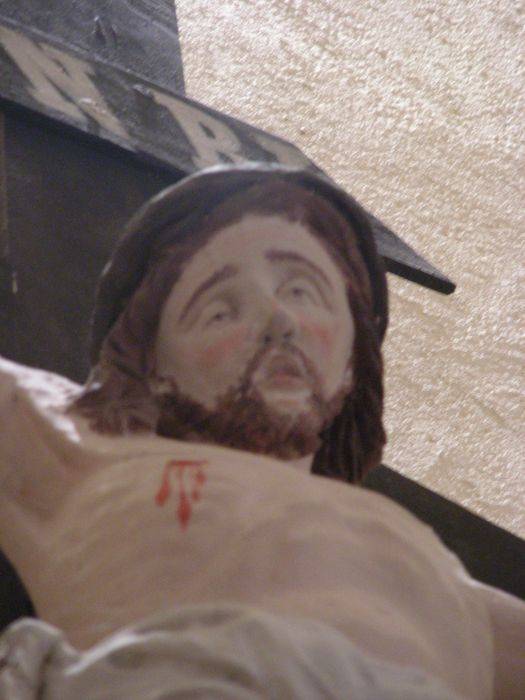 statue : Christ en Croix, vue partielle - © Ministère de la Culture (France), Conservation des antiquités et des objets d’art de la Nièvre – Tous droits réservés 