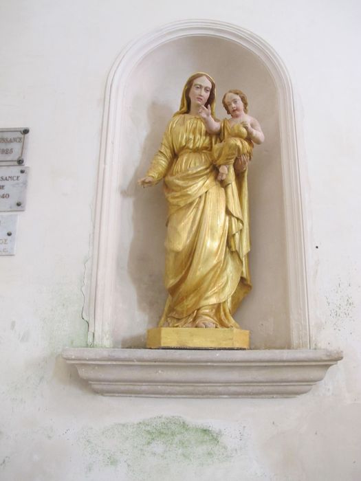 statue : Vierge à l'Enfant - © Ministère de la Culture (France), Conservation des antiquités et des objets d’art de la Nièvre – Tous droits réservés