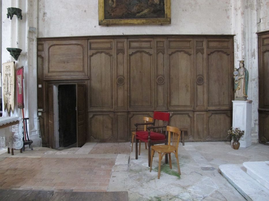 lambris de revêtement du choeur, vue partielle