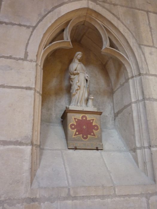 statue : sainte Marthe