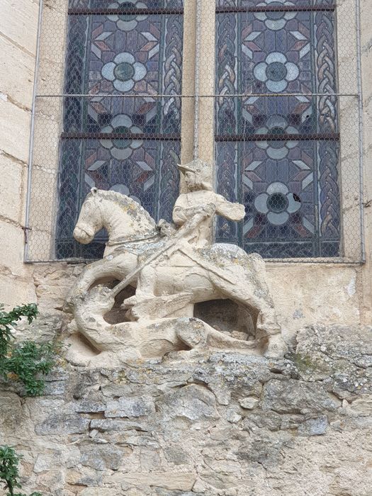 groupe sculpté (statue équestre) : saint Georges