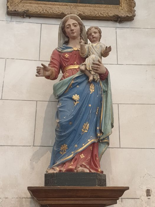 statue : Vierge à l'Enfant