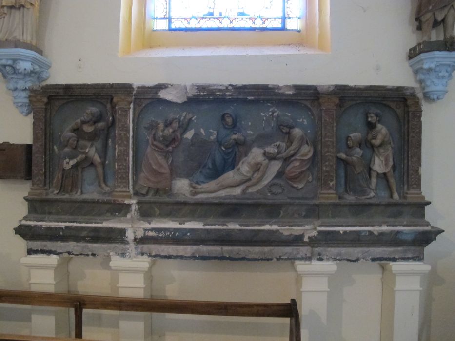 hauts-reliefs : Ensevelissement du Christ, Donateur et donatrice accompagnés de leurs saints patrons, saint Christophe et saint Jean-Baptiste