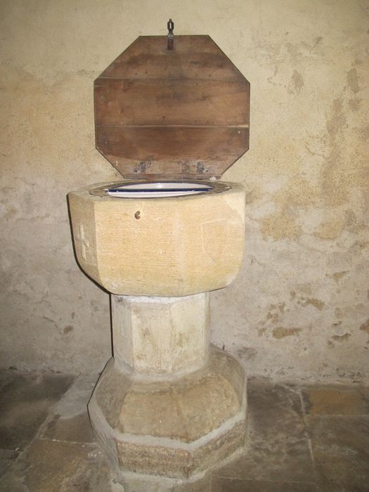 fonts baptismaux
