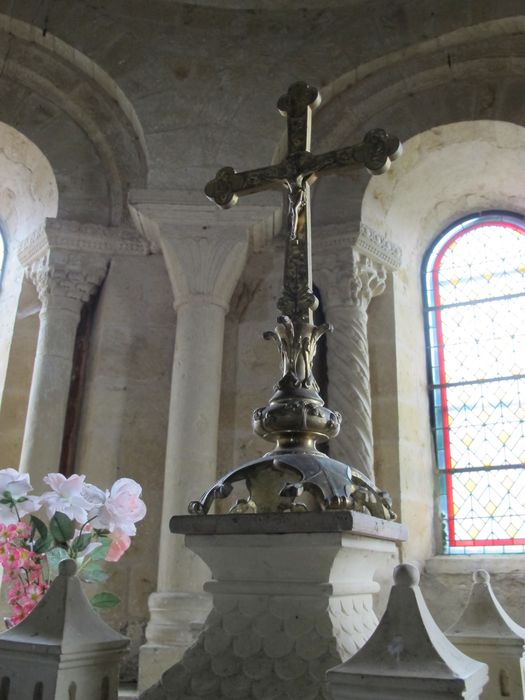 croix d’autel