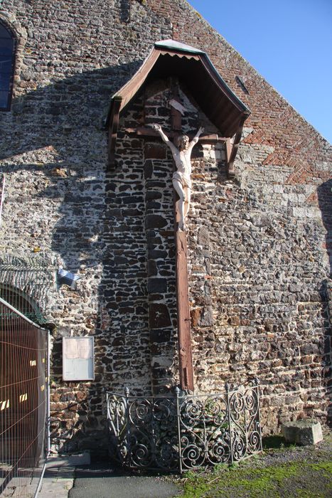 statue : Christ en croix - © Ministère de la Culture (France), Conservation des antiquités et des objets d’art du Nord – Tous droits réservés 