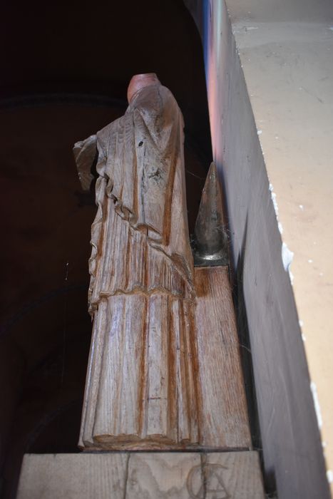 statue : Saint Eloi, profil gauche