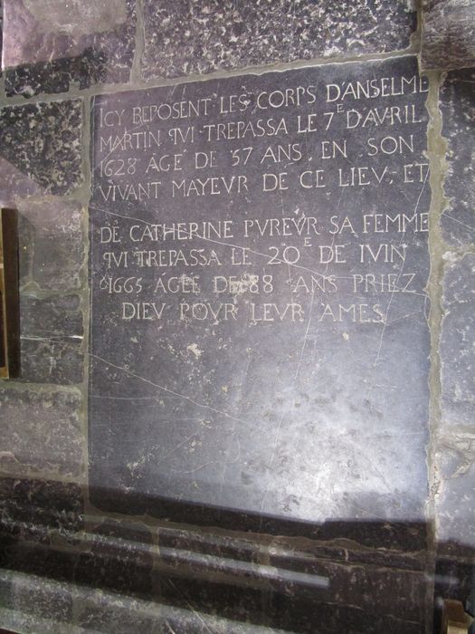 dalle funéraire (pierre tombale) d'Anselme Martin et de son épouse - © Ministère de la Culture (France), Conservation des antiquités et des objets d’art du Nord – Tous droits réservés