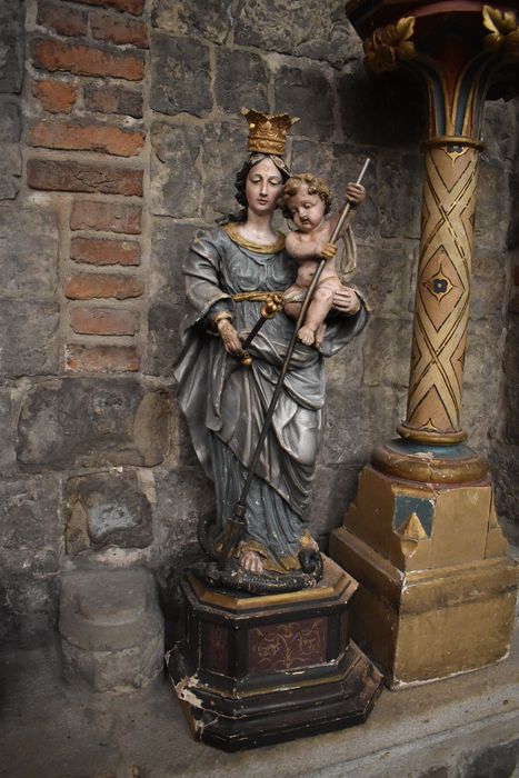 statue : Vierge à l'Enfant - © Ministère de la Culture (France), Conservation des antiquités et des objets d’art du Nord – Tous droits réservés