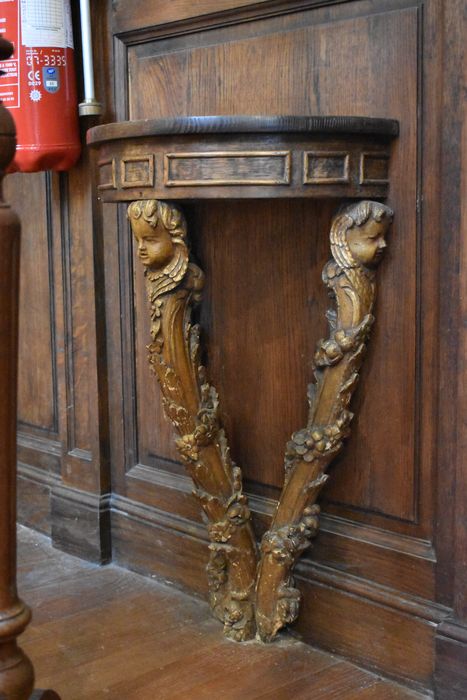 crédence n°2 - © Ministère de la Culture (France), Conservation des antiquités et des objets d’art du Nord – Tous droits réservés 