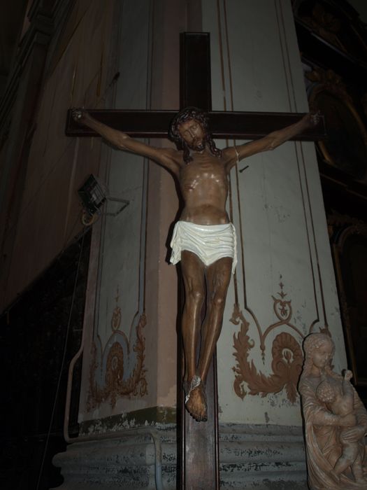 statue : Christ en croix - © Ministère de la Culture (France), Conservation des antiquités et des objets d’art du Nord – Tous droits réservés
