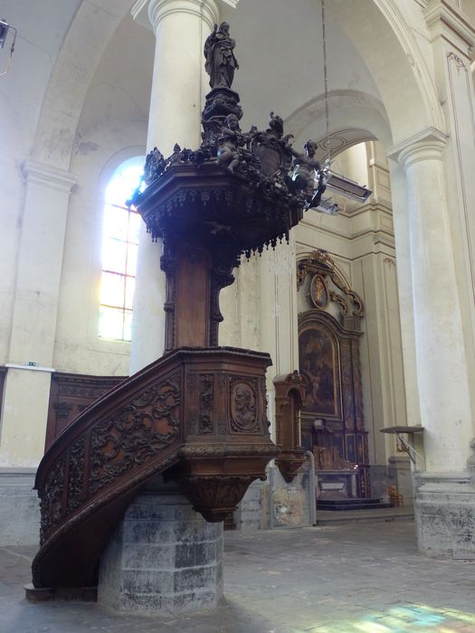 chaire à prêcher - © Ministère de la Culture (France), Conservation des antiquités et des objets d’art du Nord – Tous droits réservés