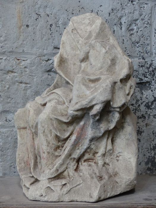 fragment de statue : Vierge à l'Enfant - © Ministère de la Culture (France), Conservation des antiquités et des objets d’art du Nord – Tous droits réservés