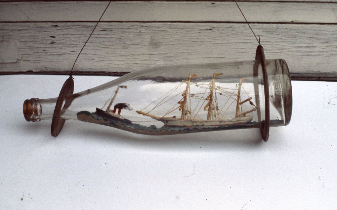 maquette de bateau en bouteille n°2