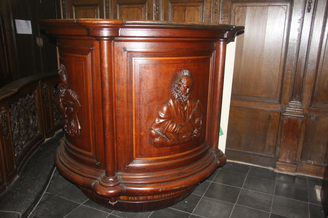 Cuve de la chaire à prêcher
