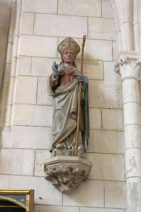 statue : Saint Léger