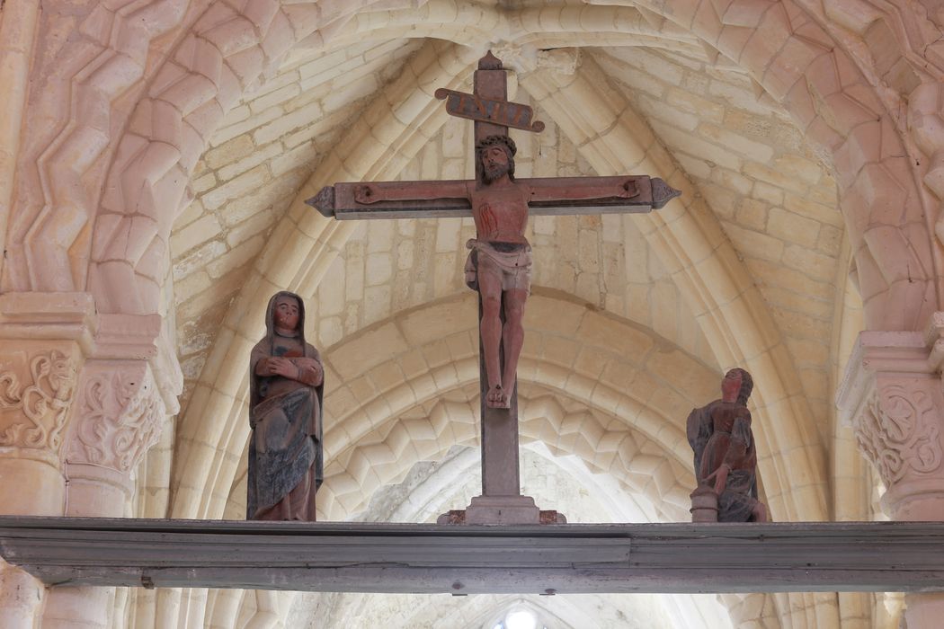 poutre de gloire : Christ, Vierge et Sainte Madeleine