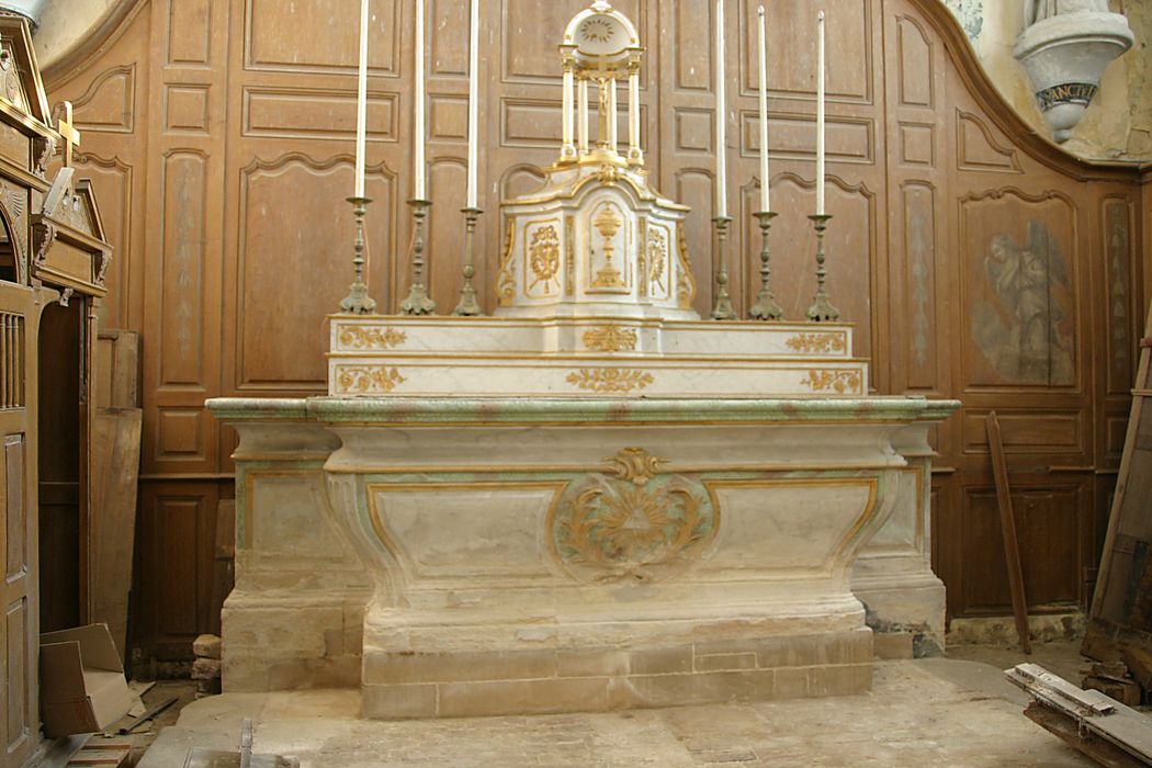 autel (maître-autel)