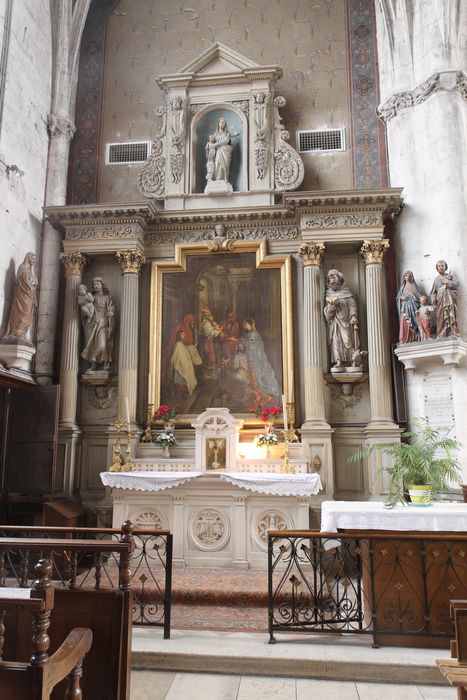 retable latéral, statues : saint Joseph et l'Enfant, tableau : Présentation au Temple