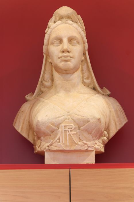 Statue : Buste de Marianne - © Ministère de la Culture (France), Conservation des antiquités et des objets d’art de l'Oise – Tous droits réservés