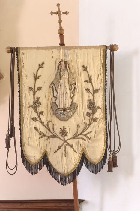 bannière d'église dite de la Vierge - © Ministère de la Culture (France), Conservation des antiquités et des objets d’art de l'Oise – Tous droits réservés