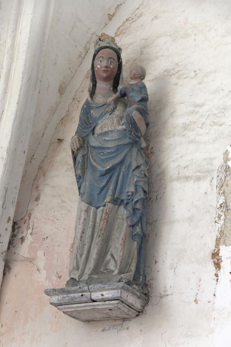 statue : Vierge à l'Enfant