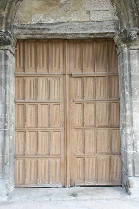porte à deux vantaux
