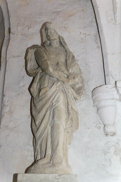 statue : Femme n°1