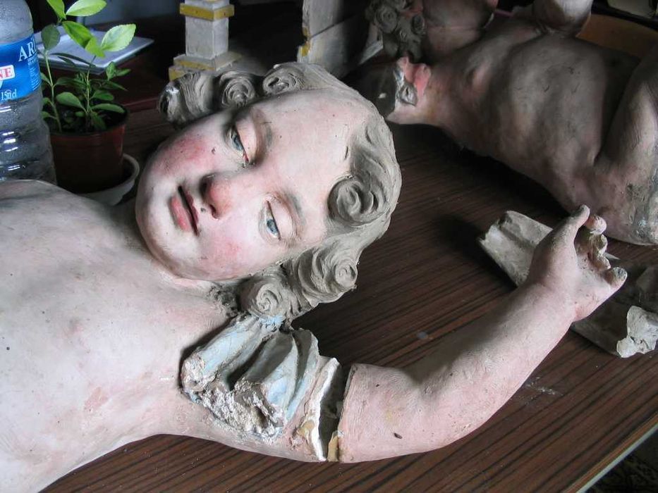 statue : Putti n°1, détail
