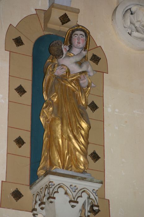 statue : Vierge à l'Enfant