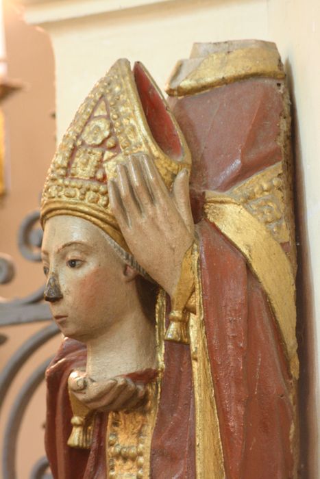 statue : Saint Céphalophore, vue partielle