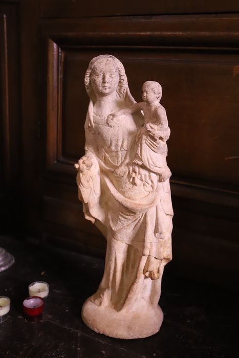 statue : Vierge à l'Enfant