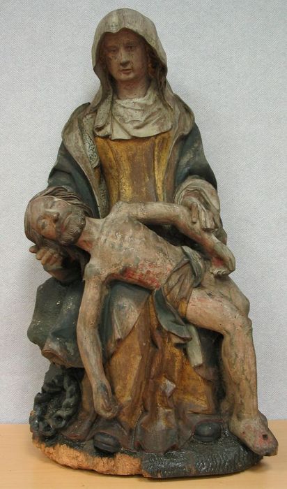 groupe sculpté : Vierge de Pitié