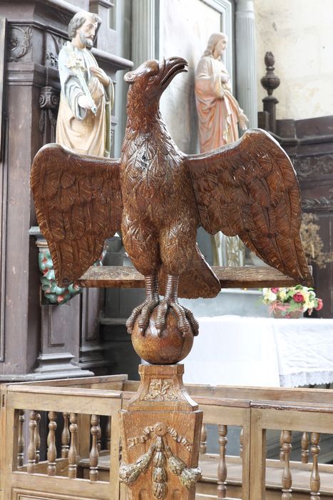 lutrin (lutrin-aigle), vue partielle