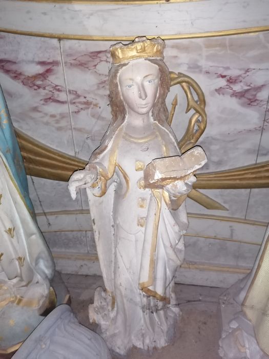statue : Sainte Catherine