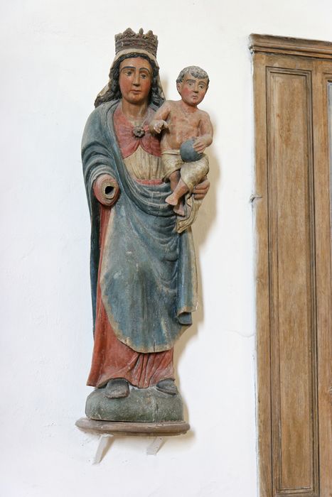 statue : Vierge à l'Enfant