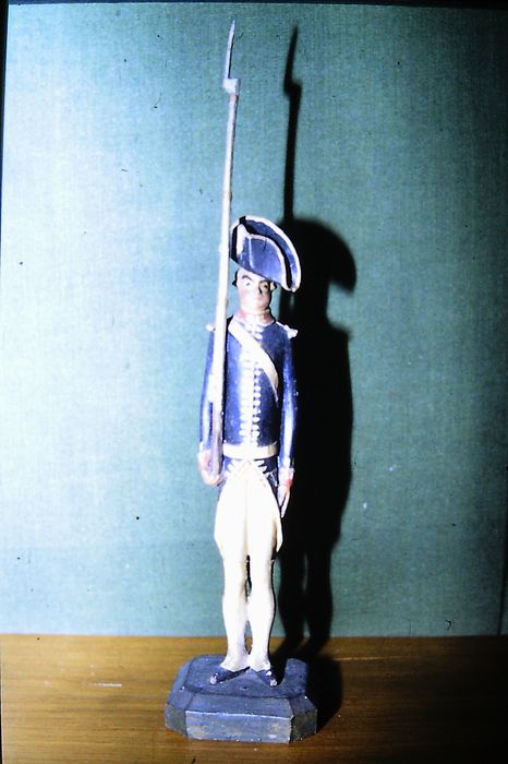 statue (statuette) : Soldat