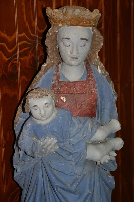 statue : Vierge à l'enfant, vue partielle