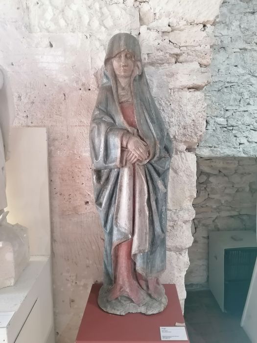 statue : Vierge de douleur