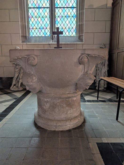 fonts baptismaux (cuve baptismale à infusion)