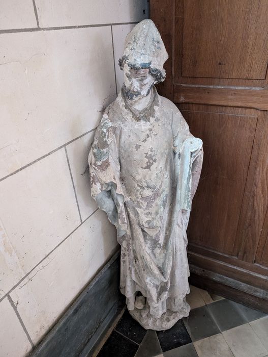 statue (petite nature) : Saint évêque