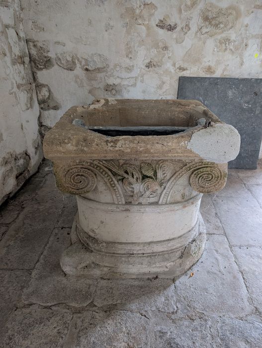 fonts baptismaux (cuve baptismale à infusion)