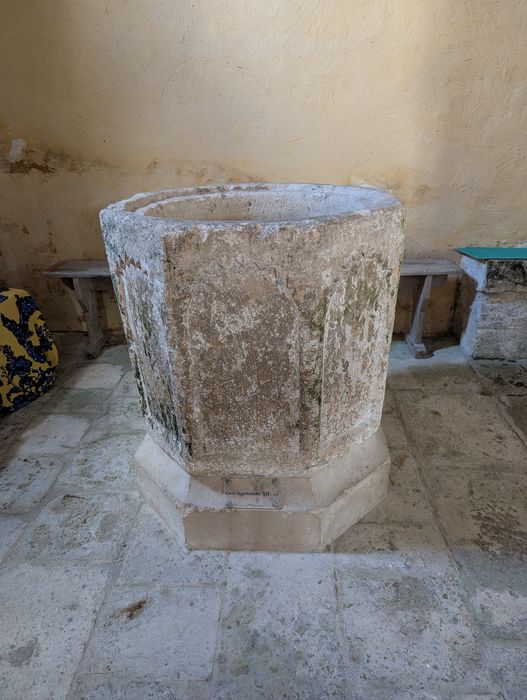 fonts baptismaux (cuve baptismale à infusion)