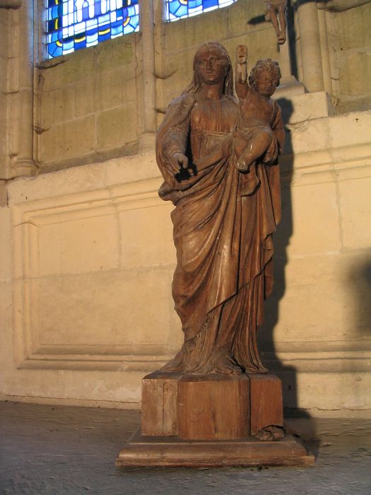 Statue : Vierge à l'Enfant
