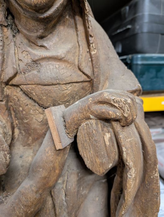 groupe sculpté : Vierge de Pitié, détail