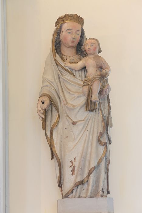 statue : Vierge à l’Enfant
