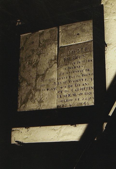 plaque funéraire de Pierre Dubois, laboureur, et de son épouse - © Ministère de la Culture (France), Conservation des antiquités et des objets d’art du Pas-de-Calais – Tous droits réservés